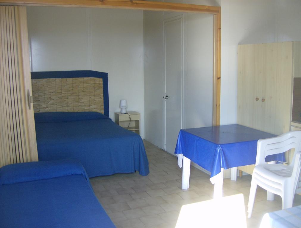 מלון מילאצו Camping Riva Smeralda חדר תמונה